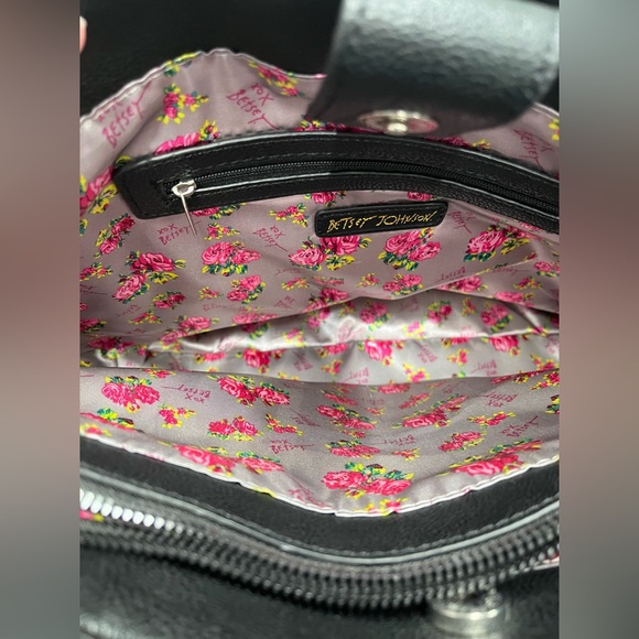 Betsey Johnson tote - Picture 3 of 5